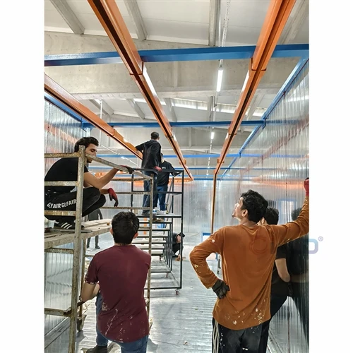 Vores ingeniør er i udlandet for at overvåge installationen af ​​en pulverlak...